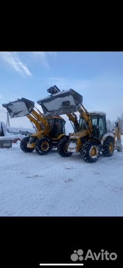 Экскаватор-погрузчик