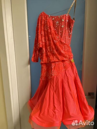 Платье для бальных танцев