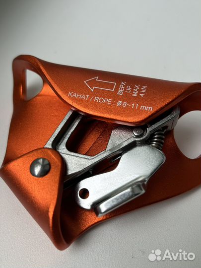 Зажим грудной 