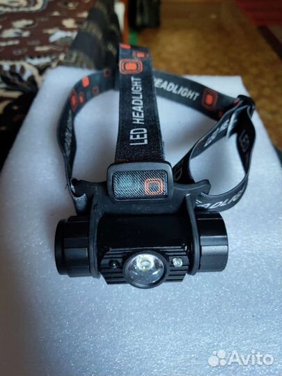 Налобный фонарь