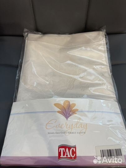 Скатерть TAC новая