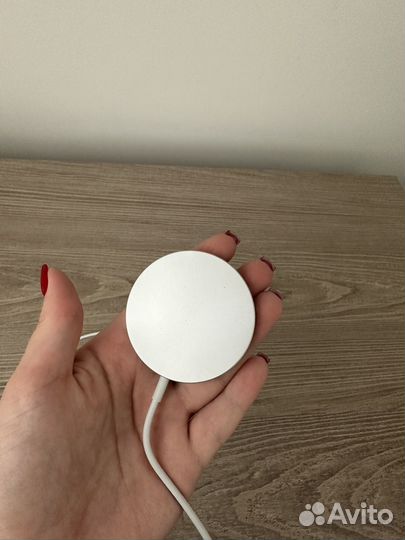 Беспроводная зарядка magsafe оригинал