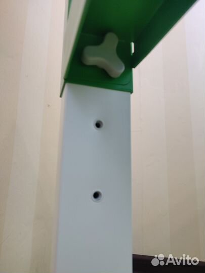 Письменный стол IKEA со стулом