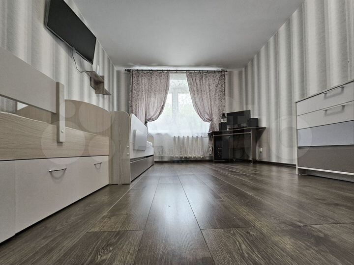 1-к. квартира, 44 м², 2/10 эт.