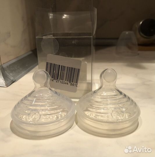 Бутылочки и соски для малыша