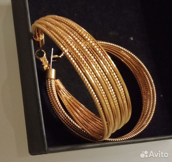 Крупные серьги, новые