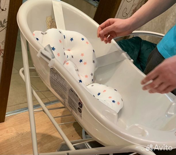 Ванночка для купания новорожденного