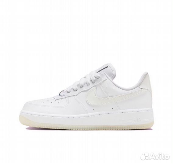 Nike Air Force 1 Low 