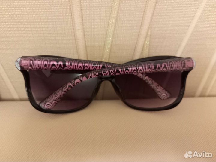 Солнцезащитные очки женские