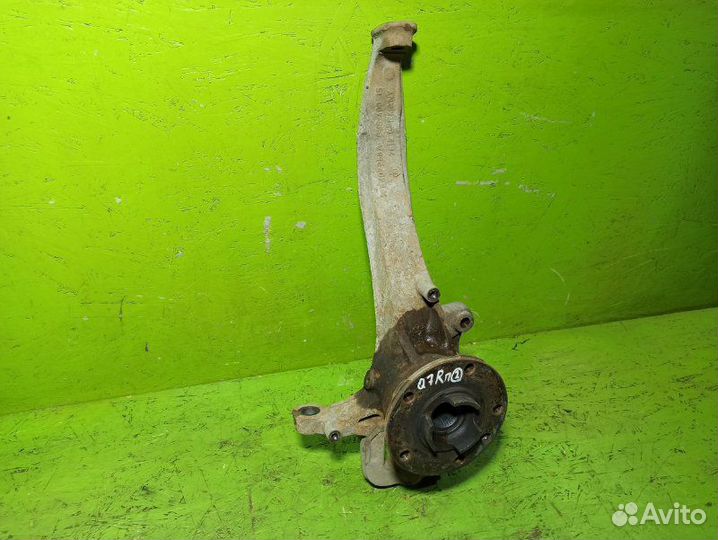 Кулак поворотный передний правый Audi Q7 4L 4.2