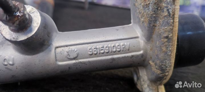 Главный цилиндр сцепления Daewoo Nexia