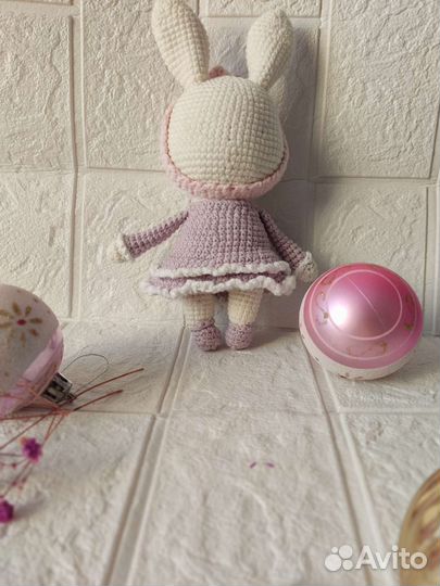 Зайка вязаная мягкая игрушка амигуруми для детей