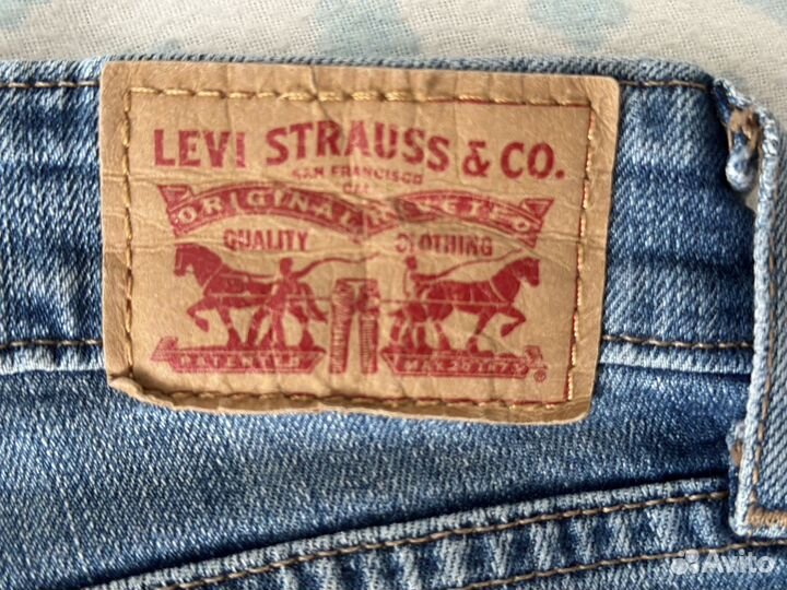 Джинсы женские Levis 27