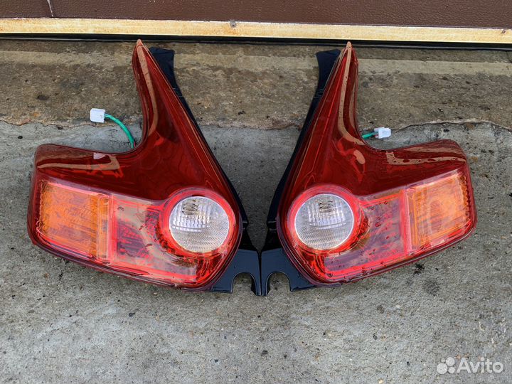 Nissan Juke - Фонарь задний левый