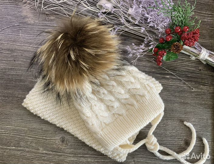 Комплекты с меховым помпоном