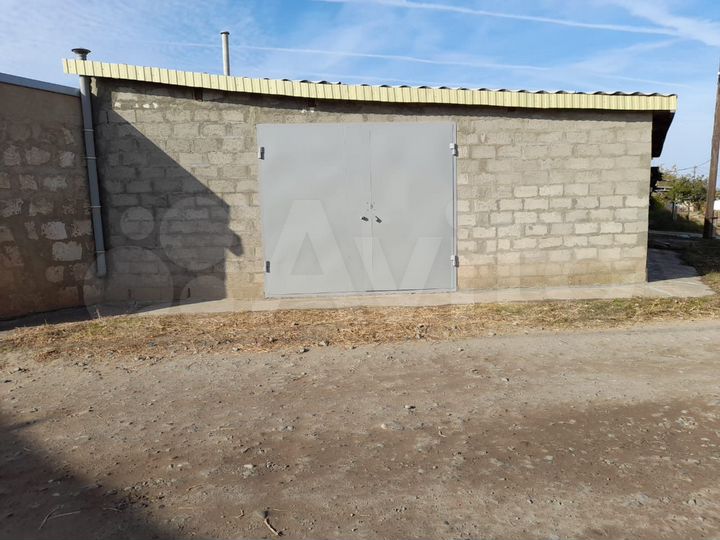 Гараж, > 30 м²