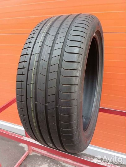 Pirelli P Zero PZ4 275/40 R20 106W