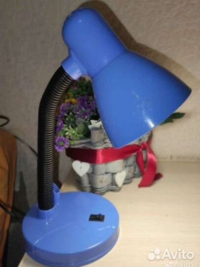 Лампа настольная