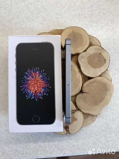 iPhone se 2016 32gb