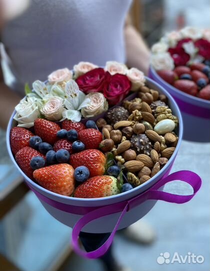 Букет учителю, клубничный букет, фруктовый букет