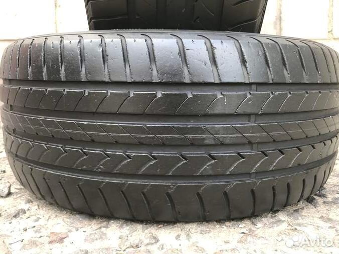 Goodyear EfficientGrip 215/40 R17