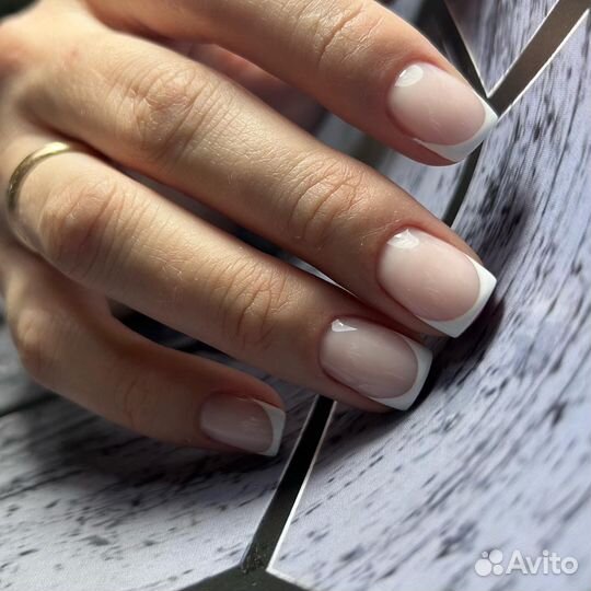 Наращивание ногтей