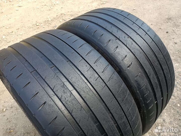 Michelin Pilot Sport 4 S 245/40 R20 и 275/35 R20