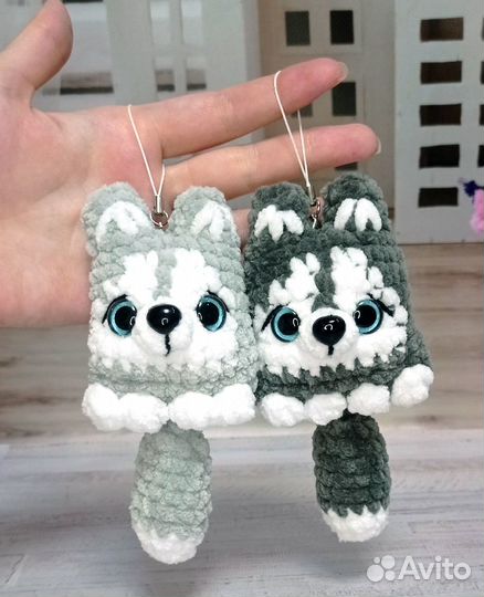 Вязаная игрушка-брелок