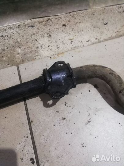 Стабилизатор передний в сборе Nissan Primera P12