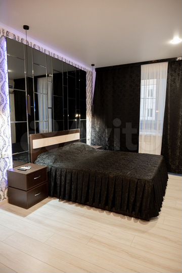 1-к. квартира, 42 м², 2/4 эт.