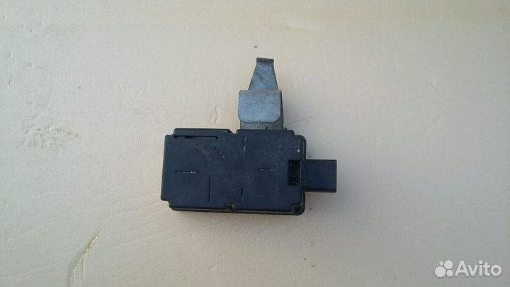 Блок управления центральным замком Mazda 6 GH