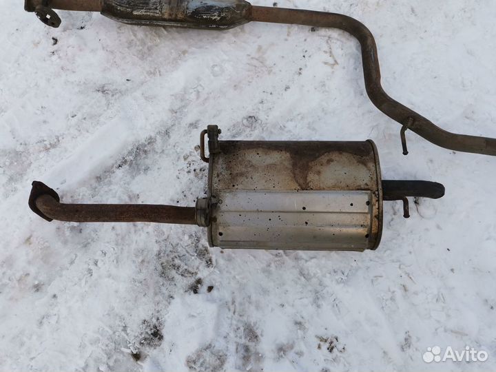 Глушитель на Hyundai Accent