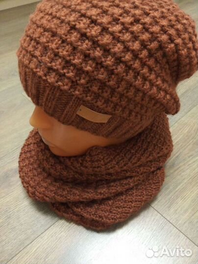 Комплект шапка и снуд женский