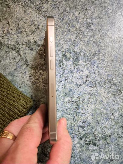 iPhone 15 Pro, 128 ГБ