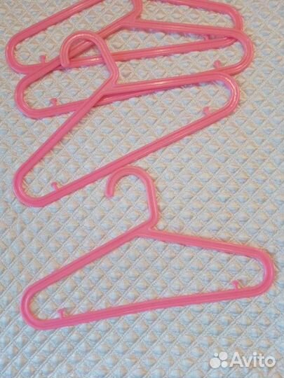Вешалки плечики