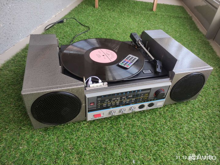 Проигрователь Вега 300 с bluetooth