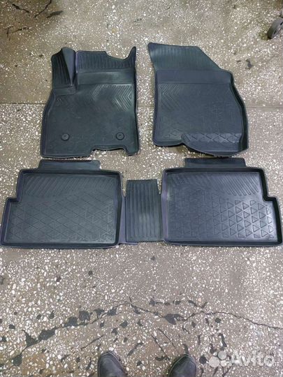 Автомобильные коврики резиновые chery Tiggo 7 pro