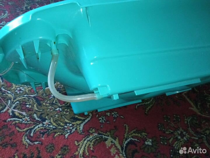 Ванночка для купания с горкой