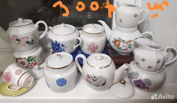 Много блюдец.Сахарниц от сервизов