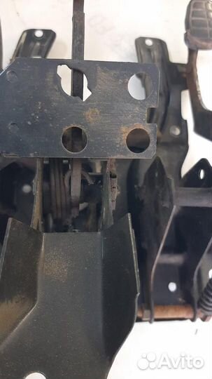 Узел педальный (блок педалей) Volkswagen Passat B3
