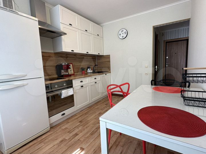 1-к. квартира, 37 м², 7/14 эт.