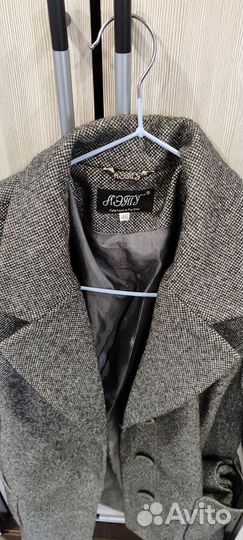 Пальто женское осеннее 46 размер