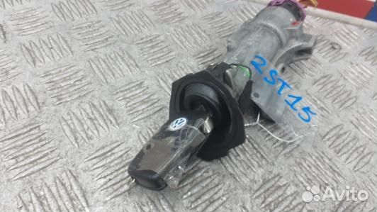 Замок зажигания volkswagen passat B5 (2ST15J101)