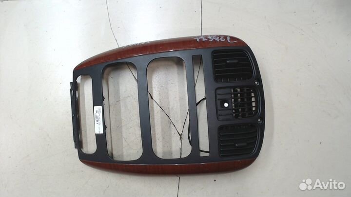 Рамка под магнитолу Chrysler Voyager, 2005