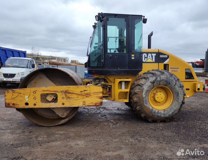 Дорожный каток CAT CS533E, 2012