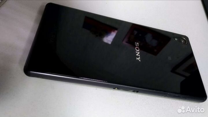Телефон Sony Xperia Z3