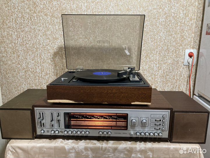 Проигрыватель винила СССР+ усилитель и колонки