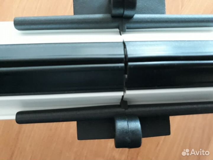 Троллейный шинопровод (токоподвод) закрытого типа