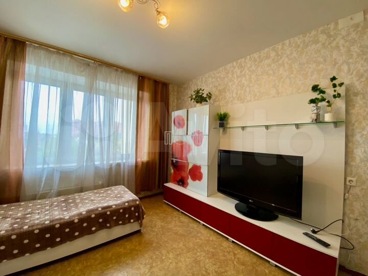 2-к. квартира, 60 м², 8/14 эт.