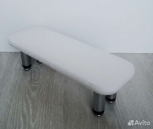 Подставка для маникюра на регулируемых ножках